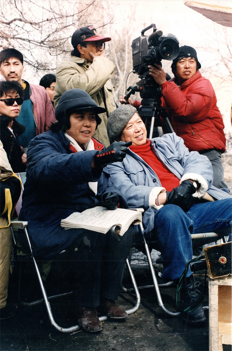1995年在新疆拍摄电影《金戈铁马》工作照.jpg